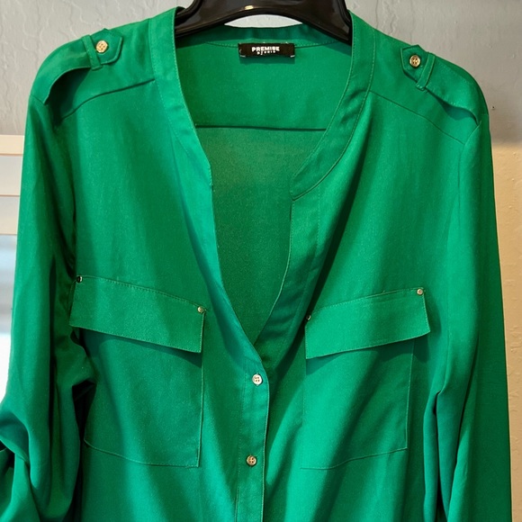 Premise Studio Green blouse - Picture 10 of 13